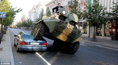Vilnius S-Class tank bad parking