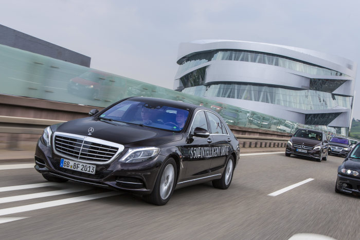 Mercedes-Benz S 500 Intelligent Drive