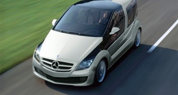 Revoluția pilei de combustibil – Mercedes-Benz F 600 HYGENIUS