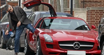 Mr. Bean conduce un Mercedes SLS AMG – Asta nu e comedie!