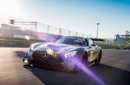 Bestia neîmblânzită. Un nou clip cu Mercedes-AMG GT3