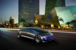 Dieter Zetsche crede în mașinile autonome