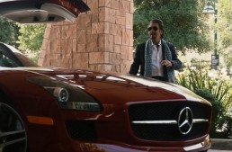 Al Pacino conduce un SLS AMG in noul său film: o stea pentru un star