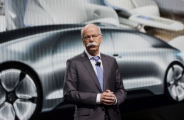 Zetsche nu se retrage! Contractul cu Daimler, extins până în 2019