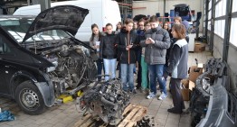 Lecție despre istoria Mercedes Benz la Auto Schunn, în săptămâna „Școala Altfel“
