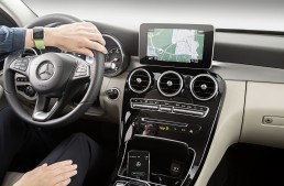 Mercedes anunță apariția funcției de navigație prin intermediul ceasului Apple