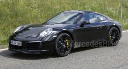 Rivalul pentru Mercedes-AMG GT, Porsche 911 facelift, nemascat