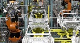 Investiție de un miliard de euro pentru uzina Mercedes-Benz Rastatt