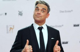 Robbie Williams ar putea lucra pentru Mercedes-Benz. VIDEO