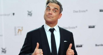 Robbie Williams ar putea lucra pentru Mercedes-Benz. VIDEO