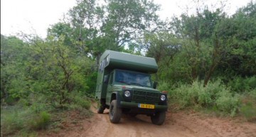 Un Mercedes retro pentru camping – Este antiglonț!