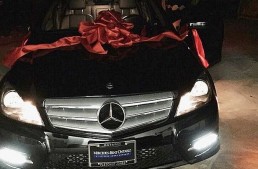 Kylie Jenner i-a dat un Mercedes celei mai bune prietene