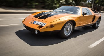 Un vis împlinit cu întârziere de jumătate de secol – Jay Leno conduce un Mercedes-Benz C111