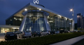 O șansă la o viață mai bună – Daimler oferă programe de internship pentru refugiați
