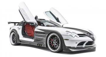 Un Mercedes-Benz SLR McLaren Volcano erupe la Dubai