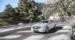 Mașina care gândește singură – noul Mercedes-Benz E-Class liber pe șosea