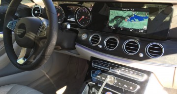 Mercedes E-Class 2017 și ceasurile sale analog