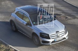 Mercedes GLA facelift 2017 dezvăluit în noi fotografii spion