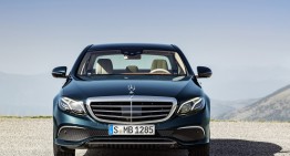 Farurile MULTIBEAM LED de la Mercedes-Benz E-Class au fost premiate