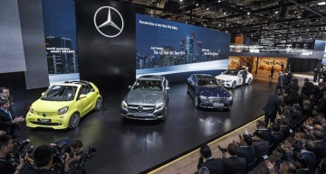Made in China: Urmăriți prezentarea live a Clasei E cu ampatament lung și vedeți ce prezintă Mercedes-Benz la Beijing
