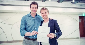 Nico Rosberg semnează un nou contract pe 2 ani cu Mercedes-AMG PETRONAS