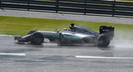 Nico Rosberg penalizat după ce a primit informații despre mașină în timpul cursei