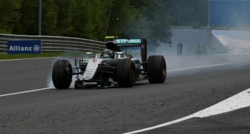 Furtună în paradis – Rosberg penalizat, Hamilton arogant