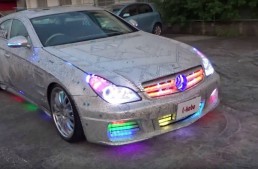 Discobolul – Un Mercedes CLS arată acum ca un club de noapte