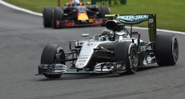 Rosberg face legea la Spa, Hamilton face surpriza: pe podium de pe penultimul loc