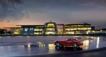 Cameră cu vedere la circuit – Mercedes-Benz World