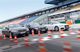 LIMUZINE BUSINESS: Mercedes E 350 d versus Audi A6 3.0 TDI Quattro, BMW 530d