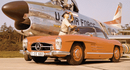 Paradă de vis – 100 de modele Mercedes-Benz gull-wing la muzeu