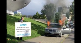 Distrugător de profesie – Și-a dat foc la BMW după ce un proprietar de Mercedes și-a făcut praf limuzina cu crosa de golf