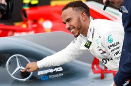 Lewis Hamilton a semnat prelungirea contractului cu Mercedes-AMG Petronas Motorsport